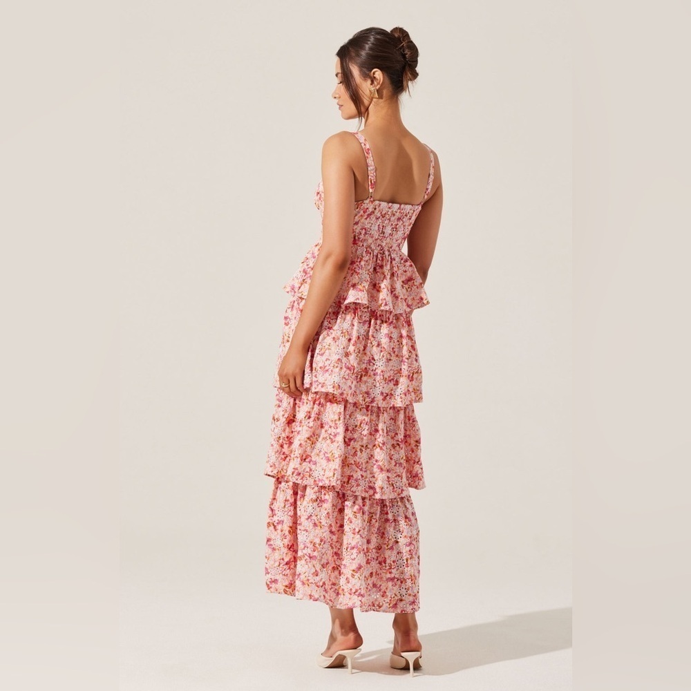 Astr The Label Midsummer Eyelet Tiered Maxi Dress B642 - Picture 3 of 6